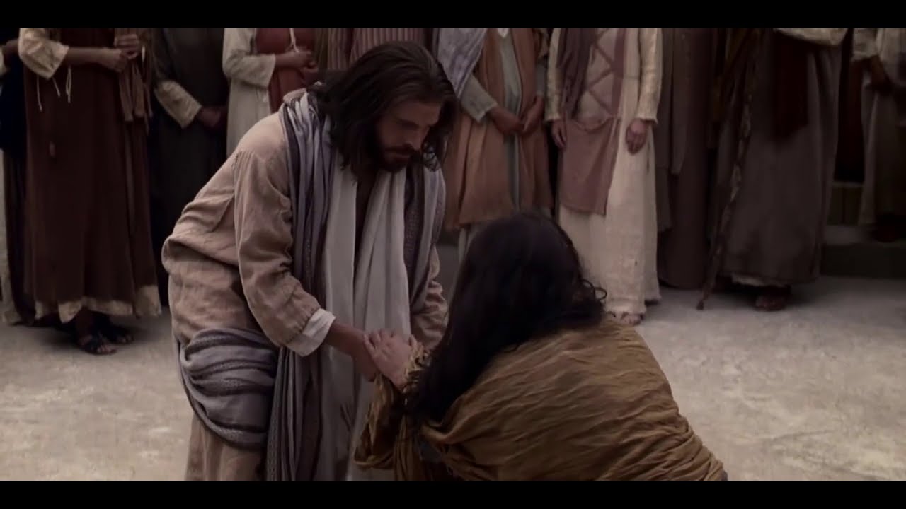 como se llamaba la mujer adultera de la biblia