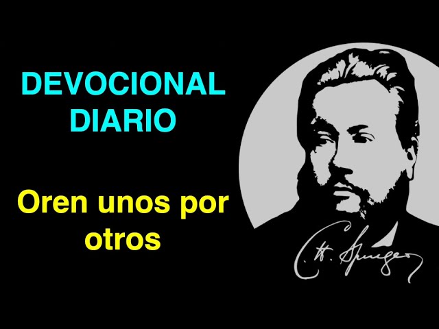 no dejando de orar unos por otros